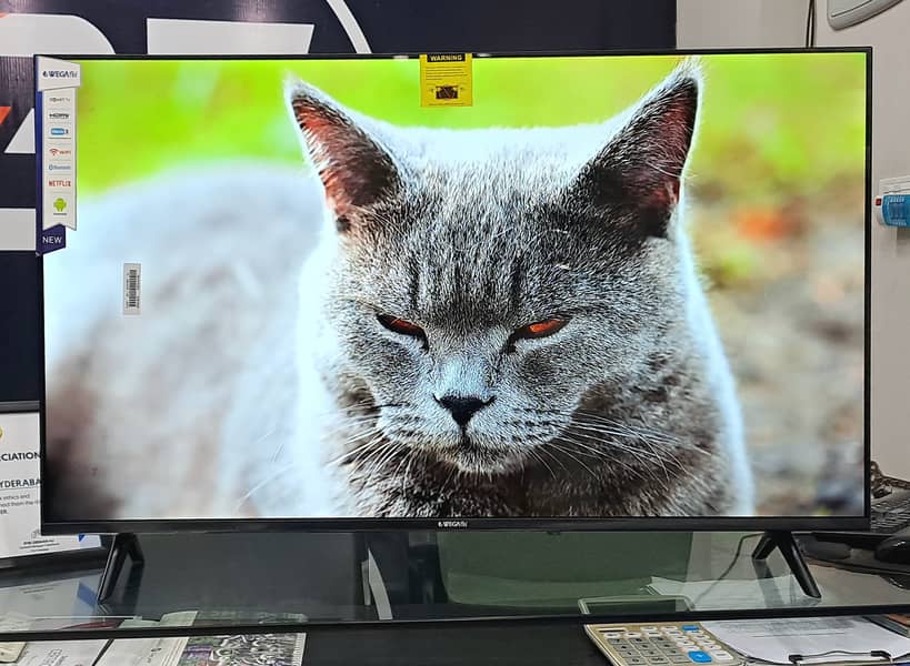 WegaFliX 40 Inches Borderless Smart Led TV Model 2024 0