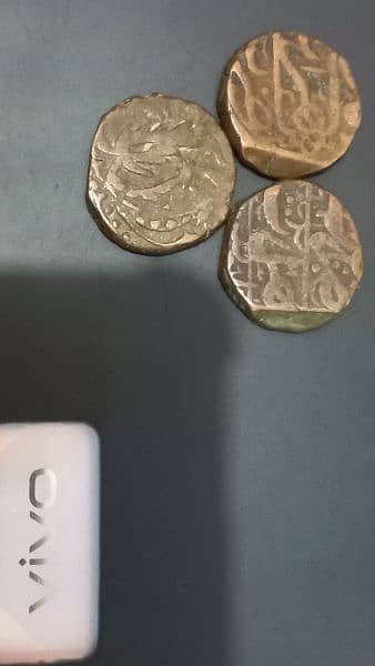 Old Antique Coins in Good Condition 14