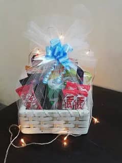 Customize gift box birthaday,valentinsday,annivarsary