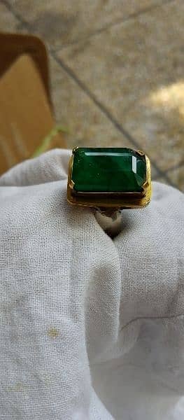gemstone emerald natural beautiful colour caring 11