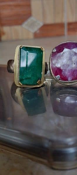 gemstone emerald natural beautiful colour caring 13