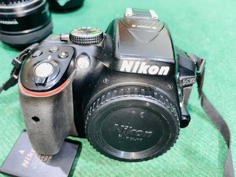 Nikkon D5300 with 3 Lens 2