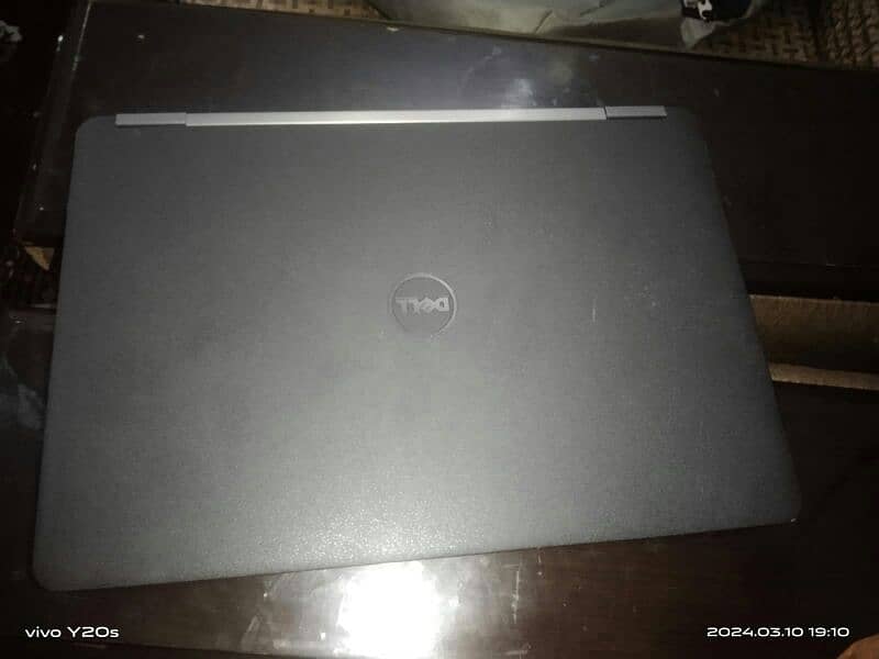 Dell Latitude 7270 core i5   6 genration phone number is 03448502632 2