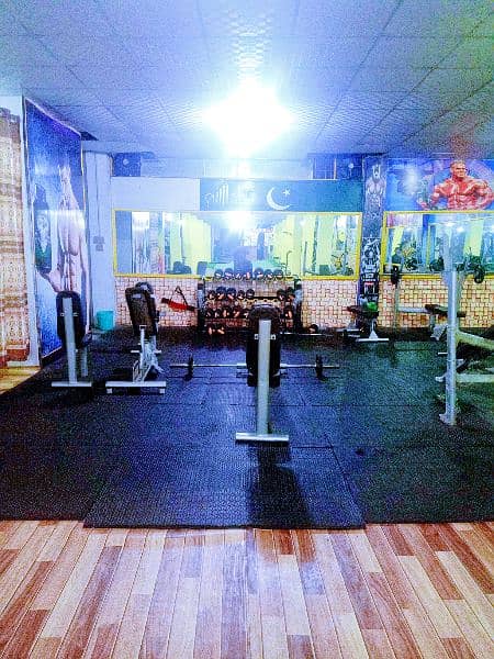 Gym For sale/ Exercise Machine/ gym Fitness / Gym 6