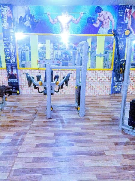 Gym For sale/ Exercise Machine/ gym Fitness / Gym 8