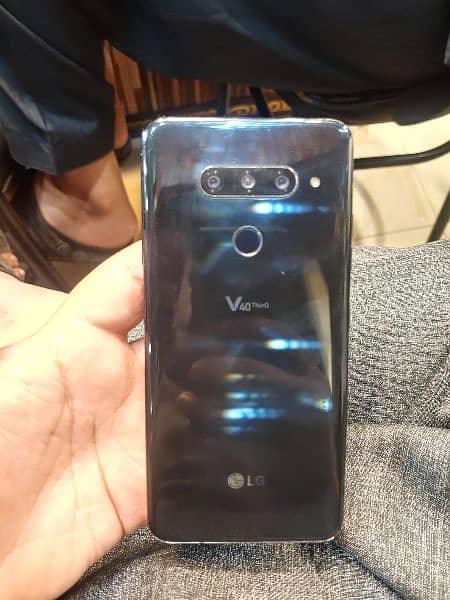 LG V40 Thinq Non Active 6/64 Snapdragon 845 Official 3