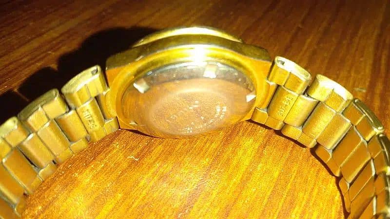 Seiko 5 Automatic 21 Jewels Genuine Watch for Men 1