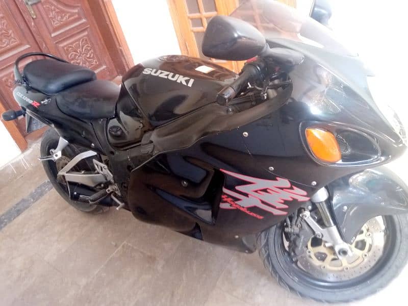 Suzuki Hayabusa in mint condition. . urgent sale 1