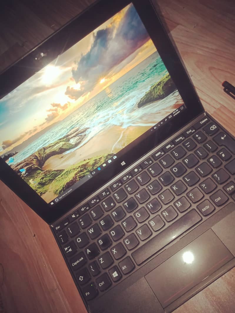 Lenovo Thinkpad Tab Ten 4/64 Atom Processor Windows Tablet + Laptop 10