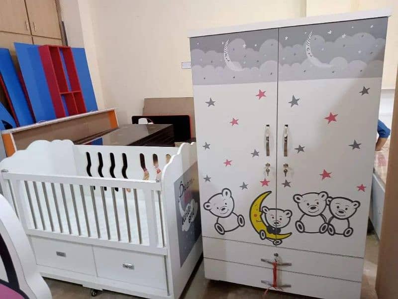 Babycot with Wardrobe with Mattress 8
