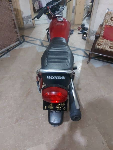 Honda 125 for Sale Read Ad. . . 2
