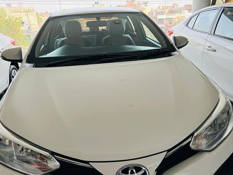 TOYOTA YARIS 2021 MODEL BANK LEASE 132000 MONTHLY 1.3 AUTO FULL OPTION 15