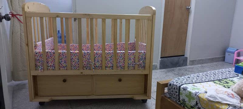 Baby Cot for sale ( 1 to 5 years) 3