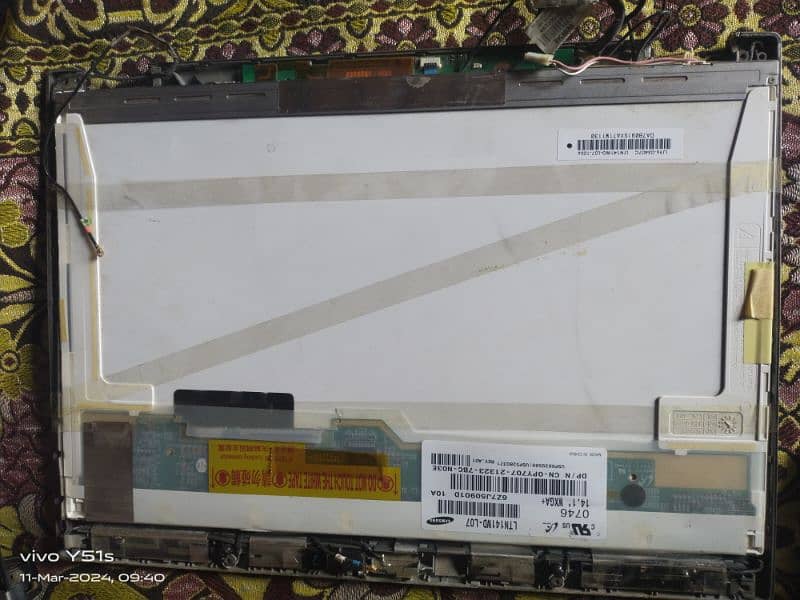 hp laptop t9550 lcd and others parts avaible 1