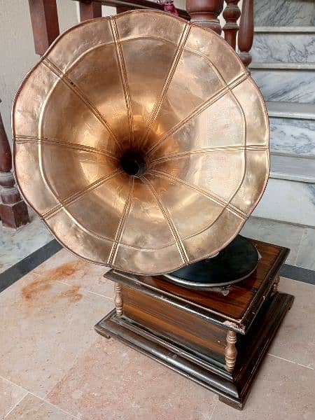 antique gramophone 5
