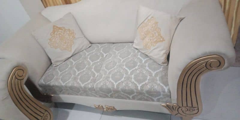 6 seater Sofa set With reasonable price 0