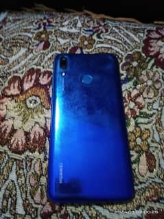 Huawei Y7 Prime 2019 (One hand Used) Orignal Charger and Box