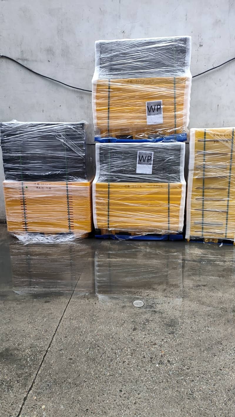 secondary spill containment pallet. HDPE pallet for 1,2,4 drums 2