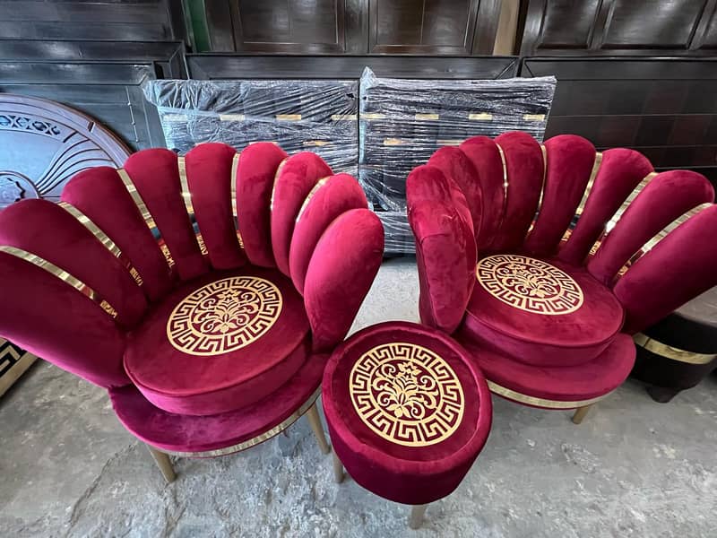 sofa chairs/ chairs / bed room chairs/poshish chairs/ chair with table 4