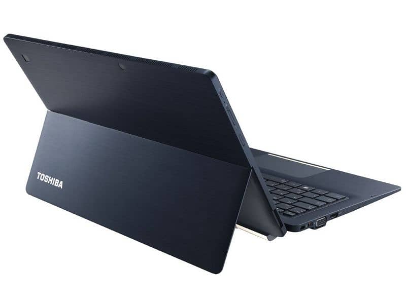 Toshiba Portege Dynabook X30T | Detachable / Convertible laptop 4