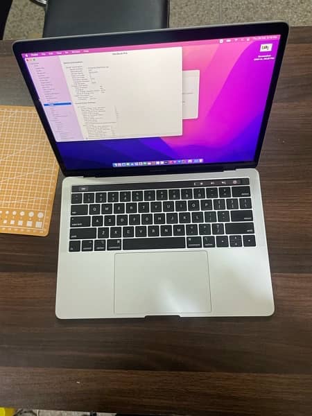 Apple Macbook Pro 2019 13 inch Touch Bar 4