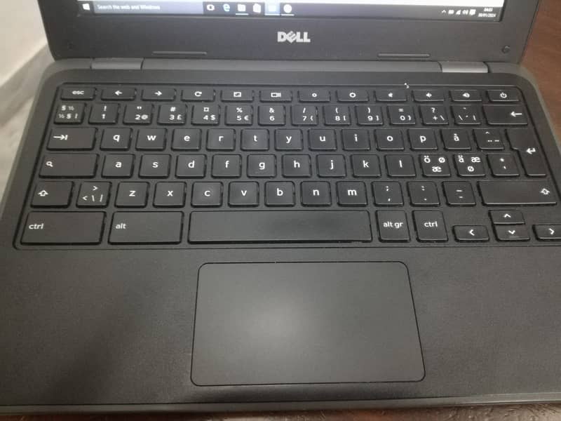 Dell laptop 3180 2