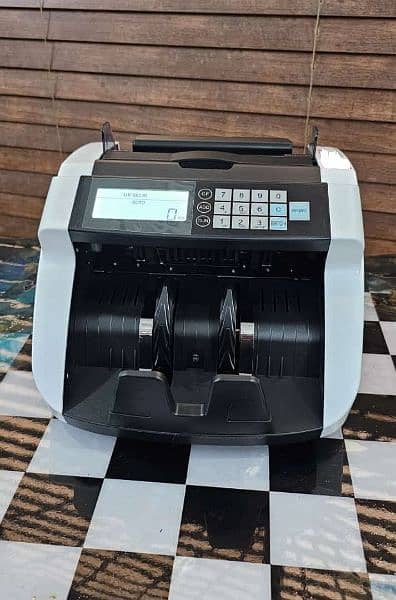 Cash Note Currency Counting Machine with Fake Note Detection 1