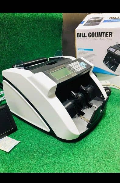 Cash Note Currency Counting Machine with Fake Note Detection 9