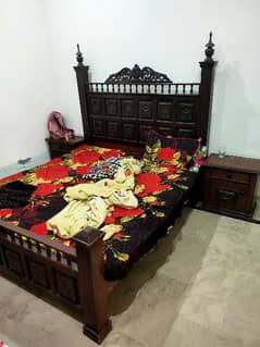 Pure wooden Bed set with dressing