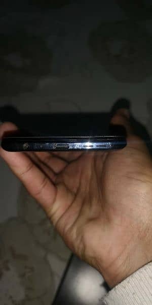 OnePlus n100 4/64 3