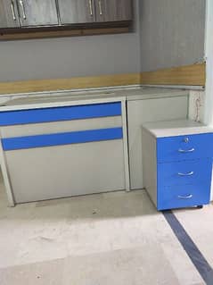 Office tables For sale condition 9/10