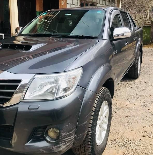 Hilux Invincible Vigo 2013 London Model import 2018 2