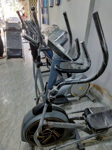 Commercial Elliptical Available 0*3*3*3*7*1*1*9*5*3*1 4