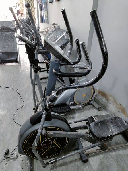 Commercial Elliptical Available 0*3*3*3*7*1*1*9*5*3*1 6