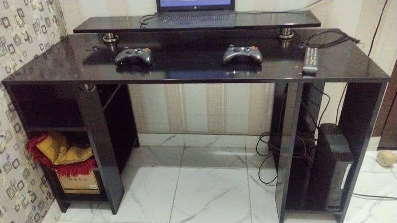 Home Office Table/Gaming Table/Computer Tables Brand New 03164773851 16