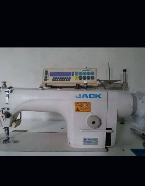 Jack Automatic Computerized Sewing machine 2
