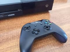 Xbox one 500gb very good condition with 8games