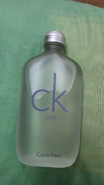 Calvin Klein.  Ck - one.  ITALY import. 100 % genuine [ 200ml ] 1