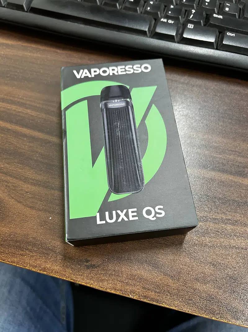 Vaporesso Luxe QS + 2 Cartridges (just a few days used) 0