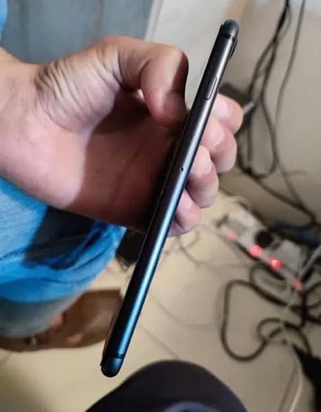 Iphone 8+ Factory Unlock 3