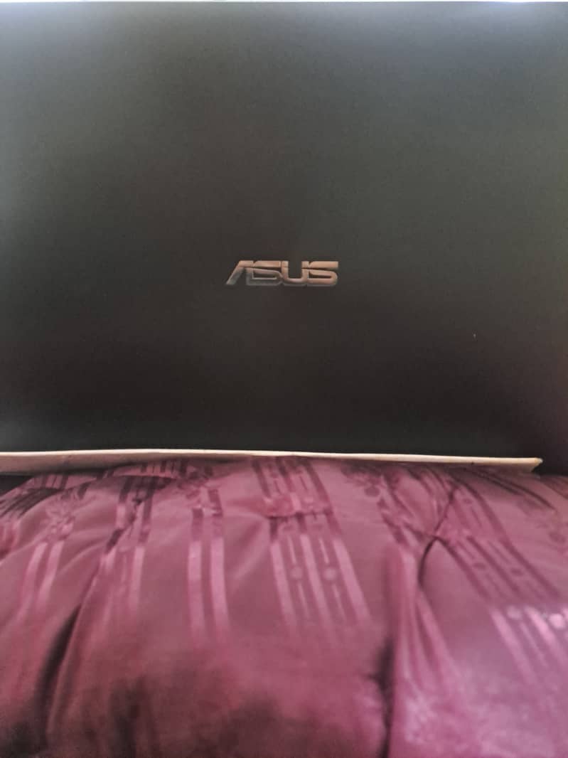 ASUS  Intel Core i7-4720HQ CPU @ 2.60GHz   2.59 GHz 1