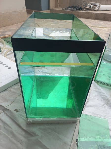 Fish Aqurium glass tank, guppy and accessories for sale (Peshawar) 10