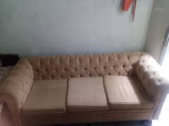 sofa three seat wala one ha or 1 seat wale 2 peace ha