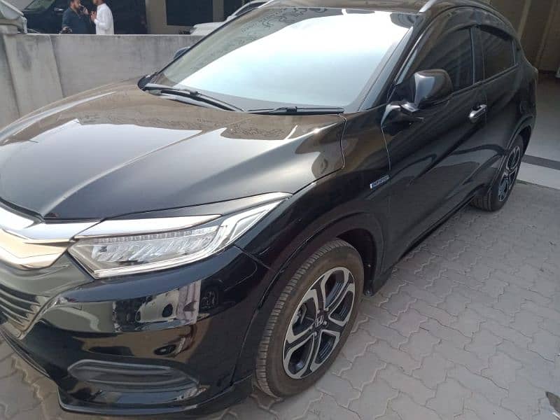 Honda vezel 2016 model 2