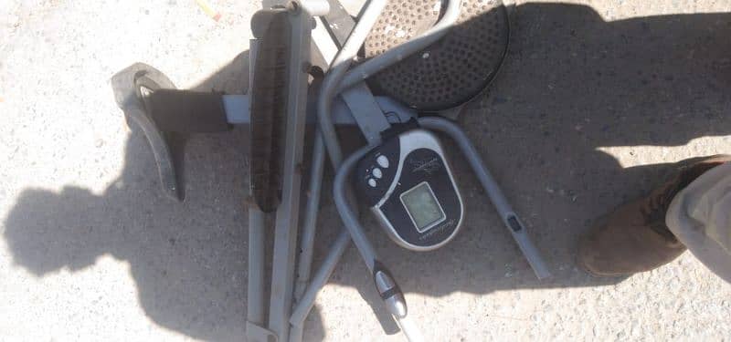 treadmill belt moter and silicon oil available 3