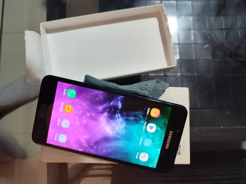 Samsung Galaxy C7 pro  4/64  Dark Blue PTA Approved with box 5