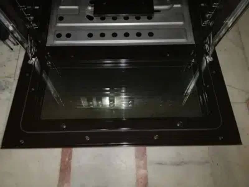 Tecnogas cooking range. 6