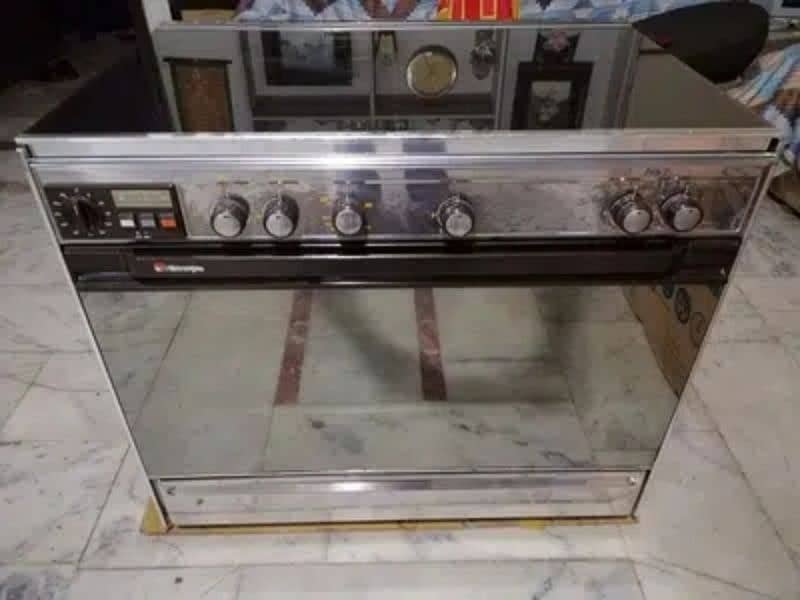 Tecnogas cooking range. 1