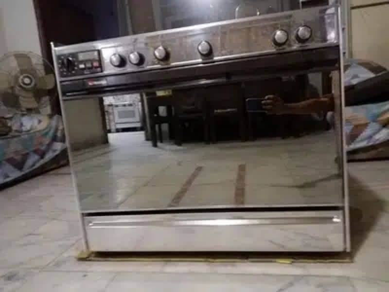 Tecnogas cooking range. 10