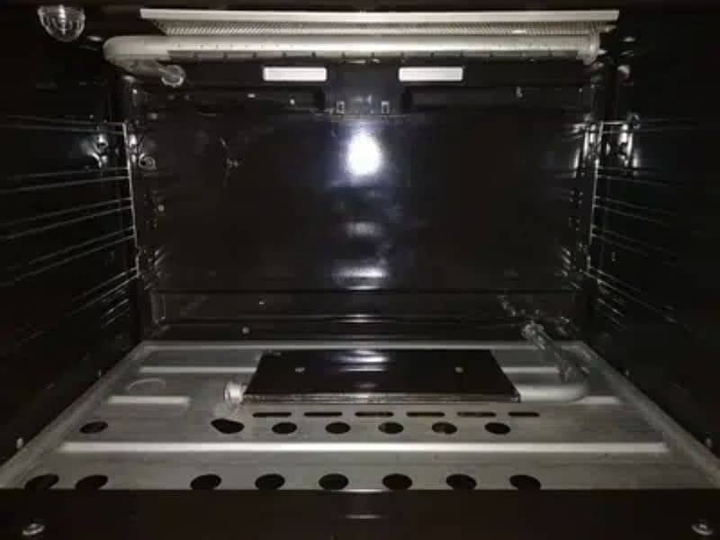 Tecnogas cooking range. 15